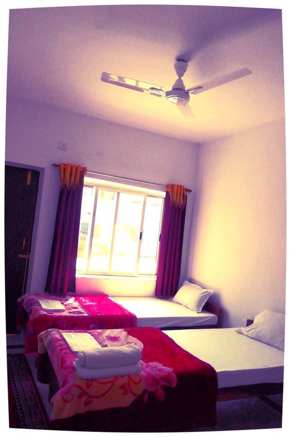 Rahul Guest House Bodh Gaya Exterior photo