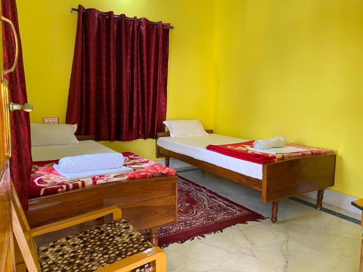 Rahul Guest House Bodh Gaya Exterior photo